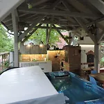 Szepezd Oak 빌라 *
