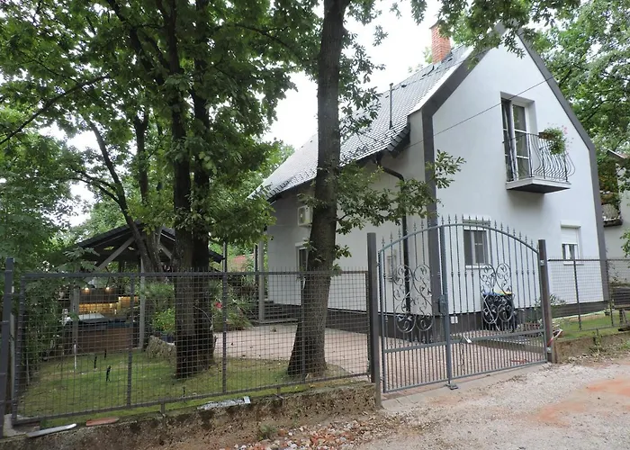 Szepezd Oak